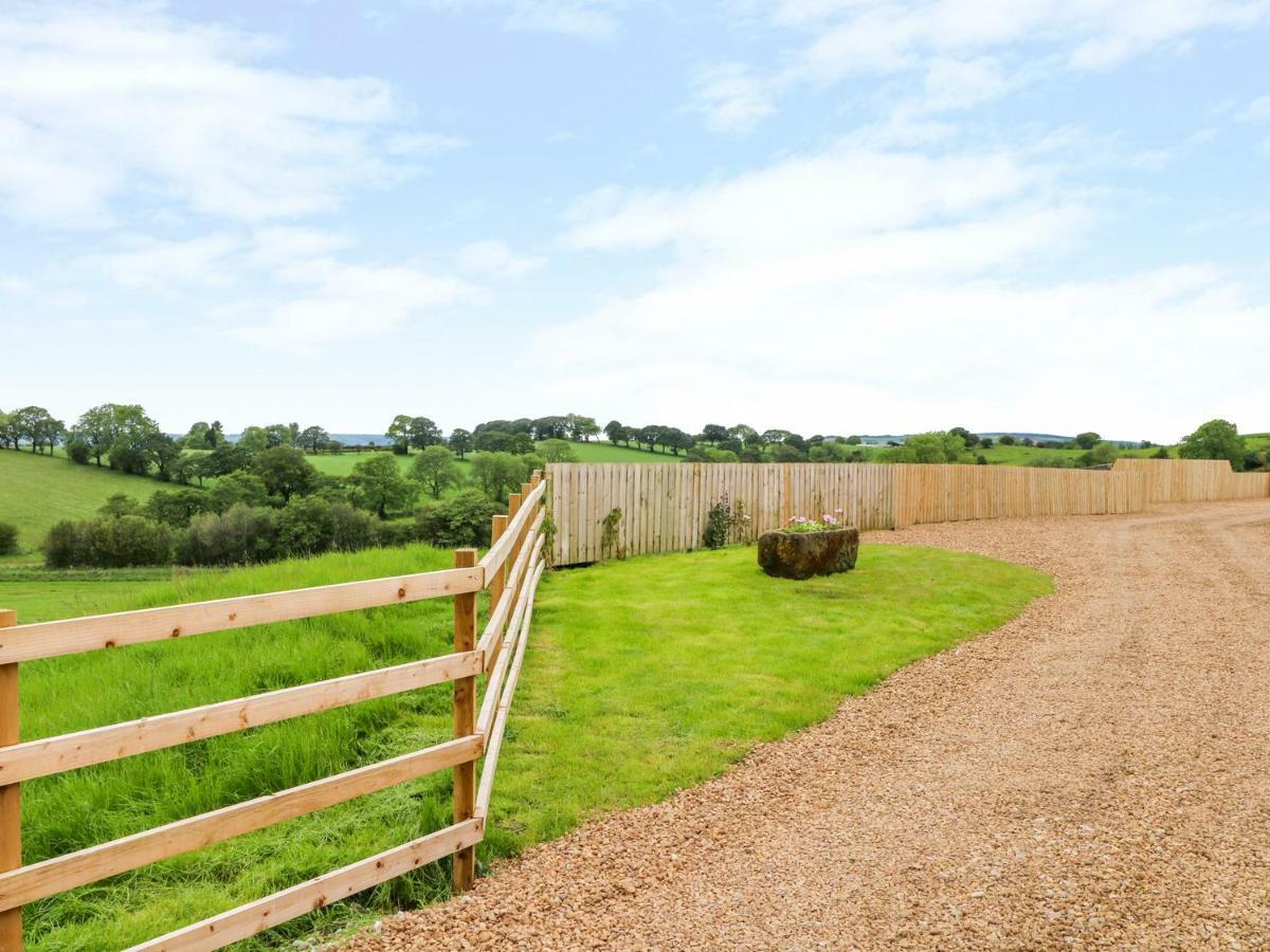 Villa Pastures Barn Leek Exterior foto